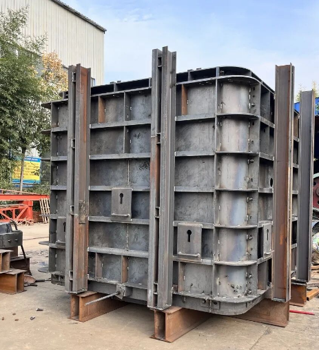 选伟志箱涵钢模板，筑路桥工程坚实根基